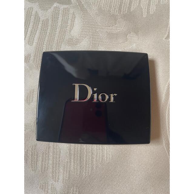 Christian Dior(クリスチャンディオール)のDior ディオール サマーコレクション サンククルール クチュール779 コスメ/美容のベースメイク/化粧品(アイシャドウ)の商品写真
