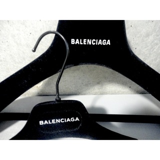 バレンシアガ(Balenciaga)のBALENCIAGA バレンシアガ ベロア ハンガー2本セット(その他)