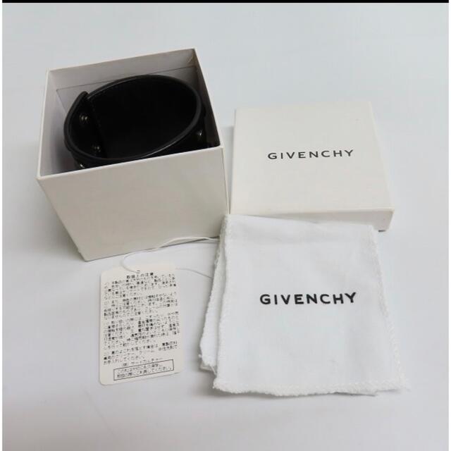 GIVENCHY(ジバンシィ)のGIVENCHY ジバンシィ スター スタッズ レザーブレスレット メンズのアクセサリー(ブレスレット)の商品写真