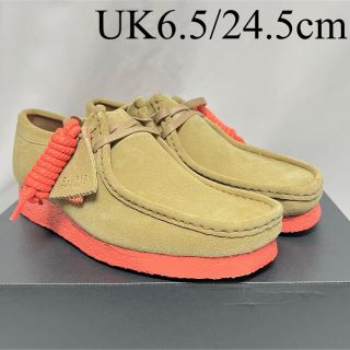 クラークス(Clarks)の汚れ有新品 クラークス Wallabee ワラビー Clarks タン ベージュ(スリッポン/モカシン)