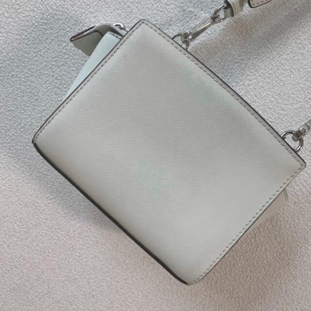 Michael Kors(マイケルコース)のマイケルコースレザーショルダーバッグ ホワイト レディースのバッグ(ショルダーバッグ)の商品写真