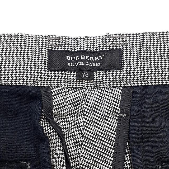 BURBERRY BLACK LABEL(バーバリーブラックレーベル)のバーバリーブラックレーベル ハーフパンツ ジッパーフライ 20-22022723 メンズのパンツ(ショートパンツ)の商品写真