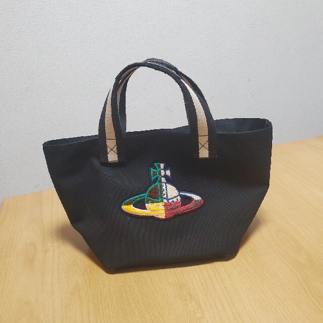 Vivienne Westwood⭐トートL⭐新品未使用⭐キーホルダー付！ - トート