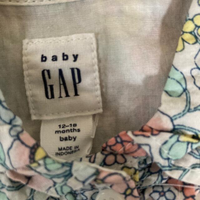 GAP(ギャップ)の【y様専用】GAP花柄ワンピース80cm新品 キッズ/ベビー/マタニティのベビー服(~85cm)(ワンピース)の商品写真