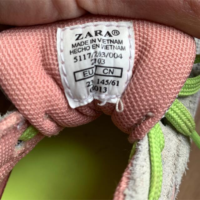 ZARA(ザラ)のZARA⭐︎キッズ　スニーカー キッズ/ベビー/マタニティのキッズ靴/シューズ(15cm~)(スニーカー)の商品写真