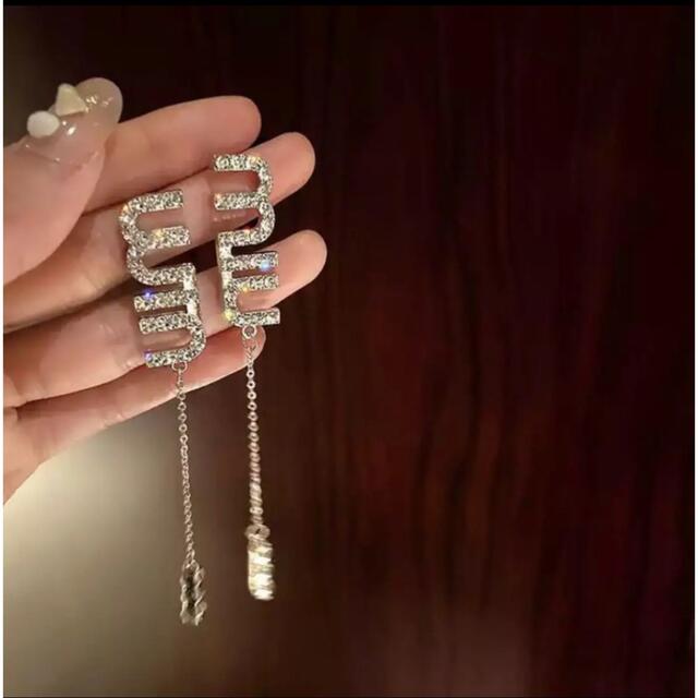 miumiu  レディースのアクセサリー(ピアス)の商品写真