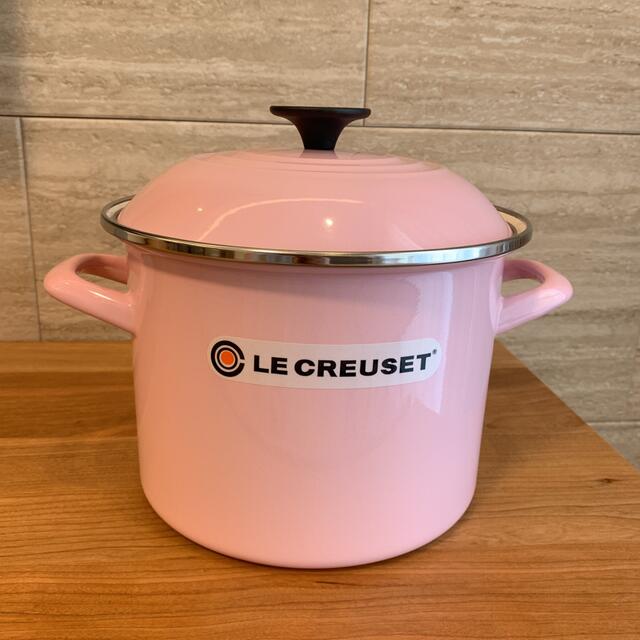 LE CREUSET(ルクルーゼ)の【希少！ピンク】ル・クルーゼ　ストックポット5.7L インテリア/住まい/日用品のキッチン/食器(鍋/フライパン)の商品写真