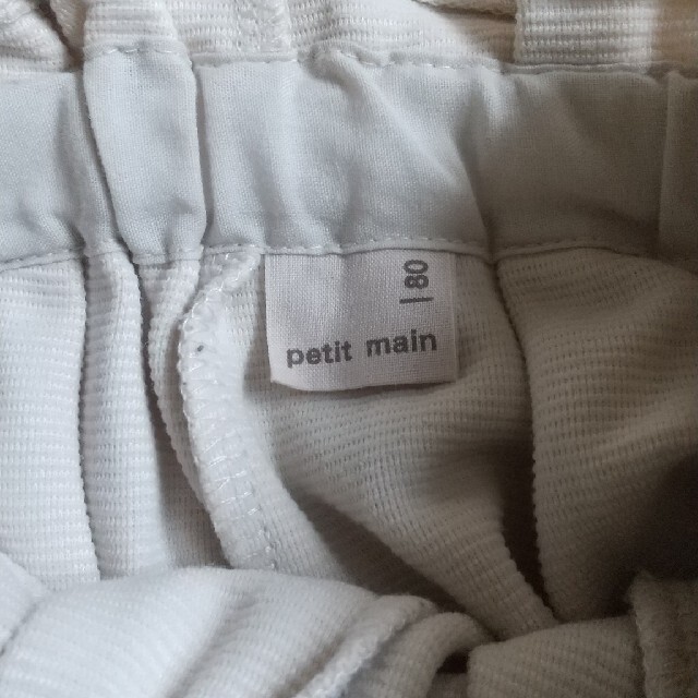 petit main(プティマイン)のショートパンツ  80㎝  女の子 petit main キッズ/ベビー/マタニティのベビー服(~85cm)(パンツ)の商品写真