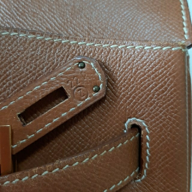 Hermes(エルメス)のHERMES　バーキン35　　革クシュベル　　キャメル色　クリーニング済 レディースのバッグ(ハンドバッグ)の商品写真