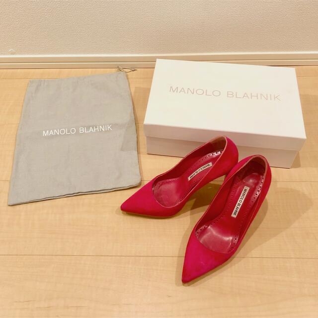 MANOLO BLAHNIK(マノロブラニク)のマノロブラニク ウォーターメロンレッド　35 レディースの靴/シューズ(ハイヒール/パンプス)の商品写真