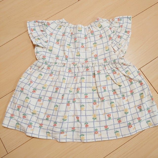 futafuta(フタフタ)のfutafuta　チュニック　90 キッズ/ベビー/マタニティのキッズ服女の子用(90cm~)(Tシャツ/カットソー)の商品写真