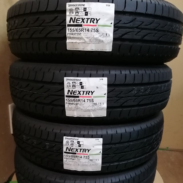 超早割 【全国送料無料】155/65R14 ブリヂストン新品タイヤ4本 タイヤ
