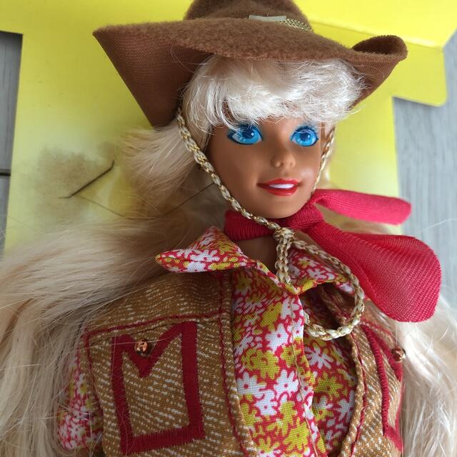 Barbie(バービー)の1992年オーストラリアBarbie限定ヴィンテージ キッズ/ベビー/マタニティのおもちゃ(ぬいぐるみ/人形)の商品写真