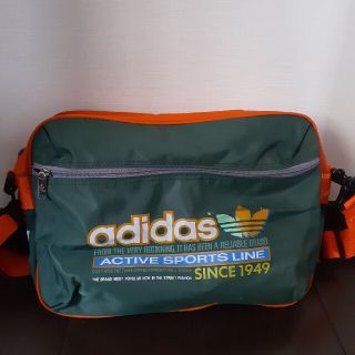 アディダス(adidas)のadidas　ショルダーバッグ(ショルダーバッグ)