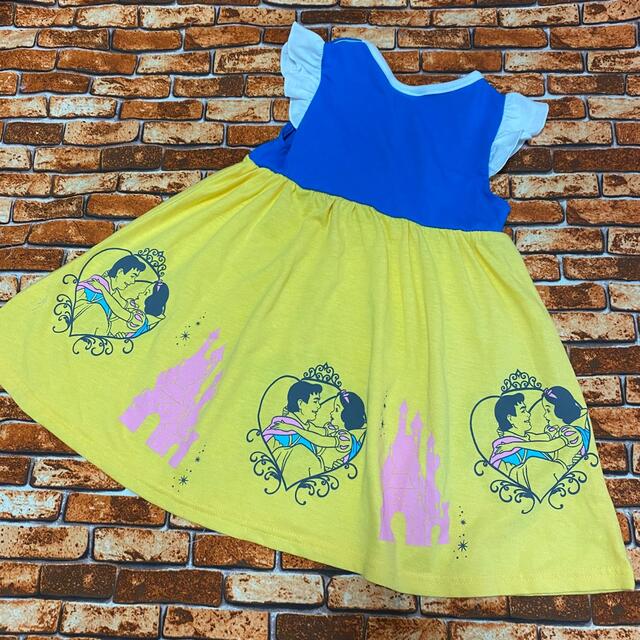 Disney(ディズニー)の新品　白雪姫　ワンピース キッズ/ベビー/マタニティのキッズ服女の子用(90cm~)(ワンピース)の商品写真