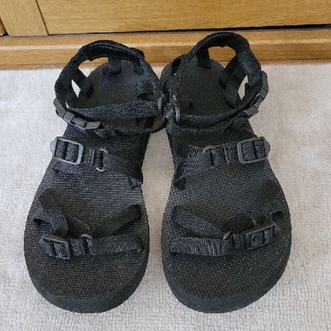 Teva(テバ)のteva レディースサンダル　24cm US7 レディースの靴/シューズ(サンダル)の商品写真