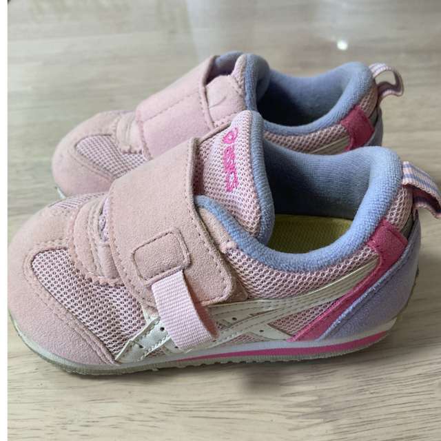 asics(アシックス)のasics アシックス スニーカー アイダホ 14cm ピンク キッズ/ベビー/マタニティのベビー靴/シューズ(~14cm)(スニーカー)の商品写真