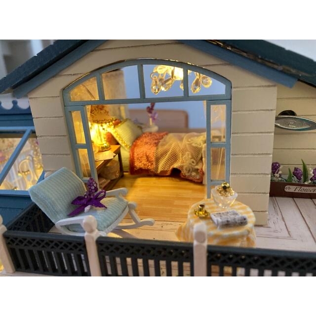 ミニチュアドールハウス　完成品　素敵なラベンダー♡ハウス ハンドメイドのおもちゃ(ミニチュア)の商品写真