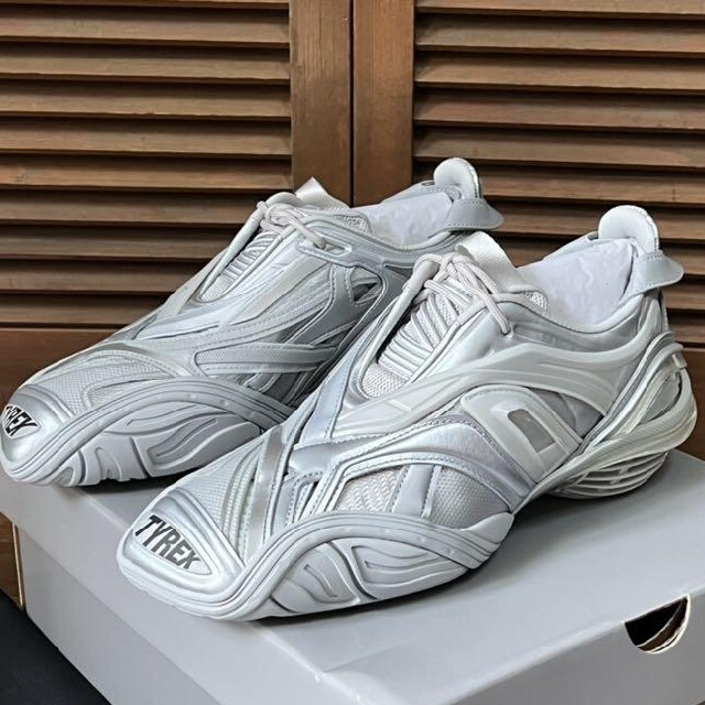 箱シューズ袋替え紐付属しますBALENCIAGA TYREX SNEAKER size 42 タイレックス