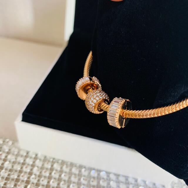 カテゴリ 新品 パンドラ ブレスレット ゴールド ピンクゴールド PANDORA の通販 by ありがとうございます❤️|ラクマ なチャーム カテゴリ 新品 パンドラ ブレスレット ゴールド ピンクゴールド PANDORA の通販 by ありがとうございます❤️|ラクマ なチャーム