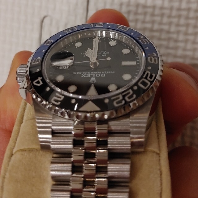 ROLEX(ロレックス)のロレックス　GMTマスターⅡ　 126710blnr　付属品フル完備　249万円 メンズの時計(腕時計(アナログ))の商品写真