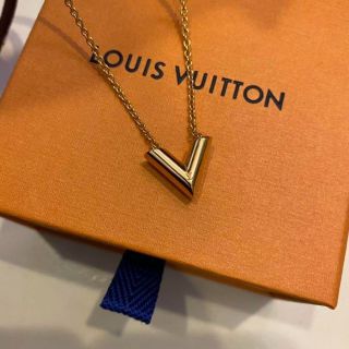 ヴィトン(LOUIS VUITTON) ロゴ ネックレスの通販 100点以上 | ルイ ...