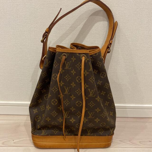 ルイヴィトンLOUISVUITTON ノエ巾着ひも途中切れショルダーバッグ