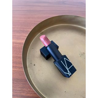 ナーズ(NARS)のNARS リップスティック 2912 banned red(口紅)