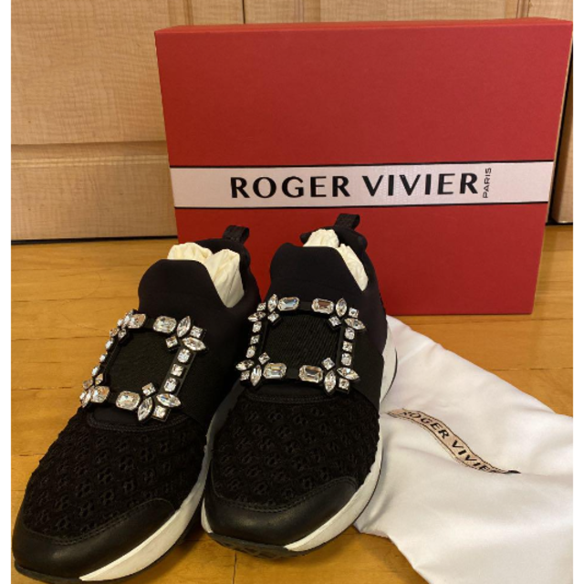 大得価通販ROGER VIVIER - ロジェヴィヴィエ ヴィヴラン 36 黒の通販 ...