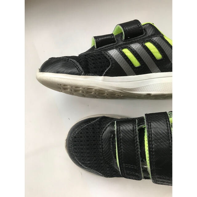 adidas(アディダス)のアディダス★スニーカー キッズ 15cm キッズ/ベビー/マタニティのキッズ靴/シューズ(15cm~)(スニーカー)の商品写真