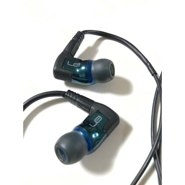 Ultimate Ears TRIPLE.FI 10 スマホ/家電/カメラのオーディオ機器(ヘッドフォン/イヤフォン)の商品写真