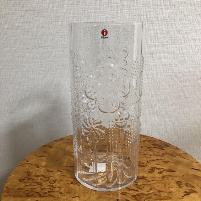 iittala(イッタラ)の限定お値下げ！イッタラ　フローラ　ベース　250mm インテリア/住まい/日用品のキッチン/食器(食器)の商品写真