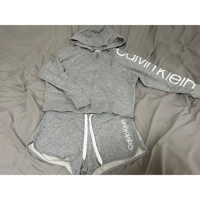 限定お値下げ‼️Calvin Kleinカルバンクライン　セットアップ