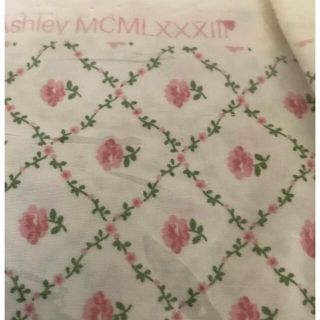 ローラアシュレイ(LAURA ASHLEY)の専用　　　ローラアシュレイ　綿生地(生地/糸)