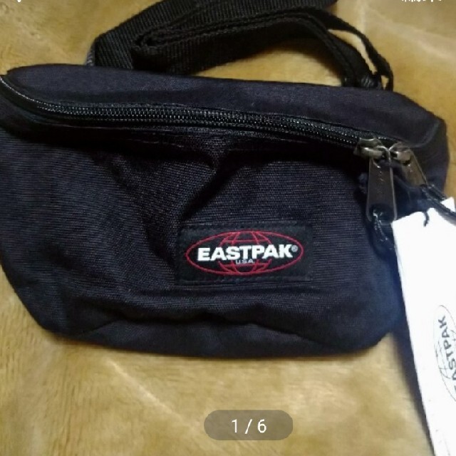 EASTPAK(イーストパック)のEASTPACKボディバック レディースのバッグ(ボディバッグ/ウエストポーチ)の商品写真