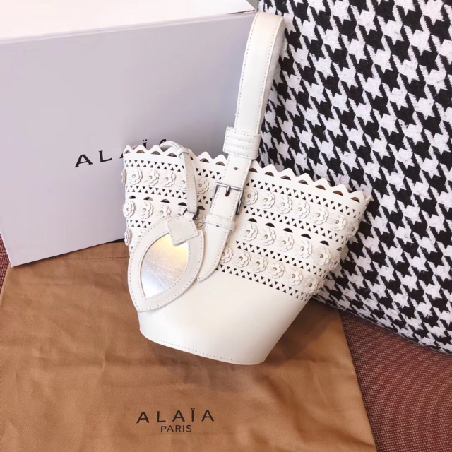 ALAIA《アライア》MINA 20ホワイトミニトートバッグ