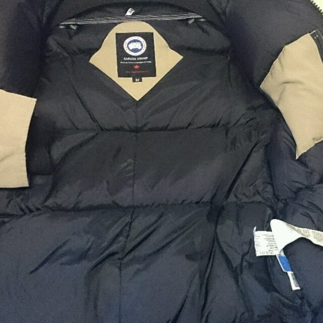 CANADA GOOSE(カナダグース)のカナダグース CANADA GOOSE シャトーパーカ 中古美品 メンズのジャケット/アウター(ダウンジャケット)の商品写真