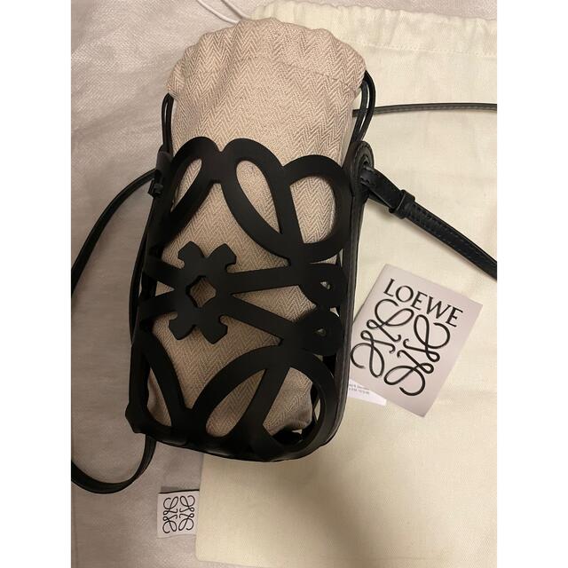 てなグッズや LOEWE - ロエベ アナグラムカットアウトポケット