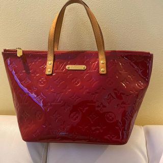 ルイヴィトン(LOUIS VUITTON)の美品 ルイヴィトン ヴェルニ ベルヴュー  赤(トートバッグ)