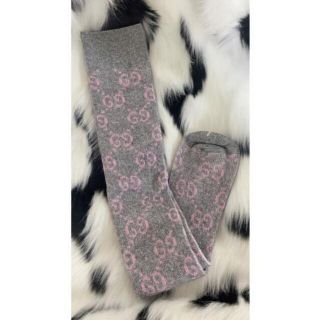 グッチ(Gucci)のGUCCI GG ロゴ ラメソックス 靴下 グレー(ソックス)