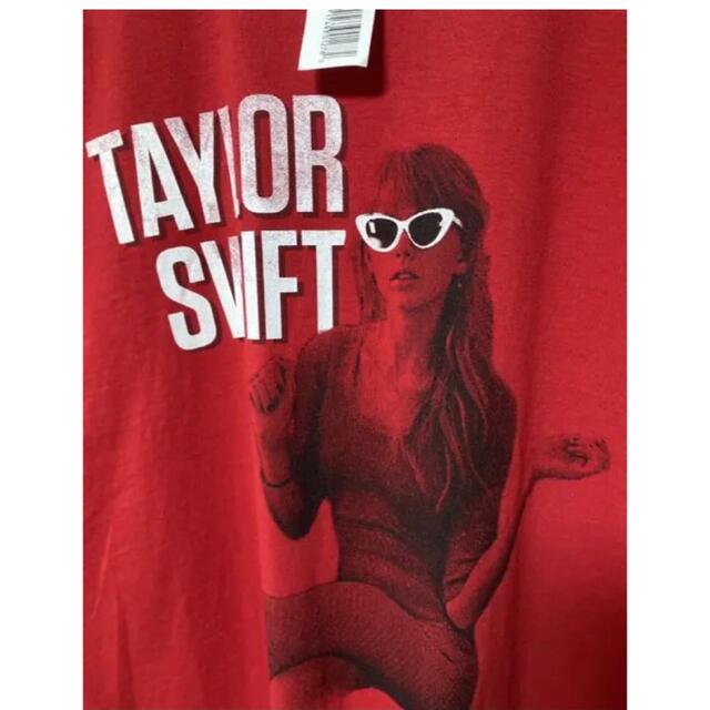 【新品未使用】Taylor Swift テイラースウィフト RED Tシャツ エンタメ/ホビーのタレントグッズ(ミュージシャン)の商品写真