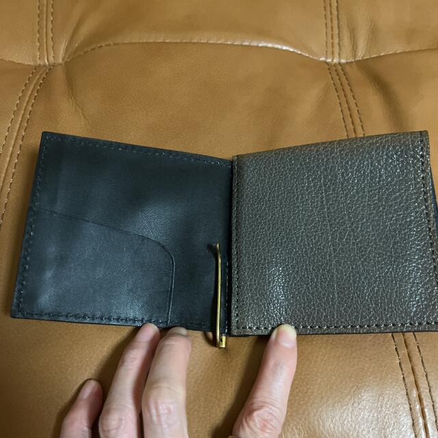 mononogu （モノノグ）本革二つ折り財布 メンズのファッション小物(折り財布)の商品写真