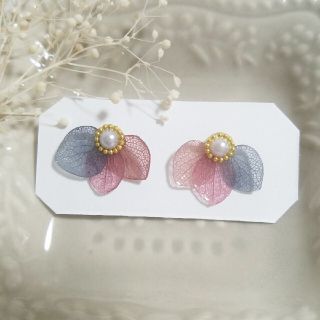 【No.3】 ピアスorノンホールピアス(ピアス)