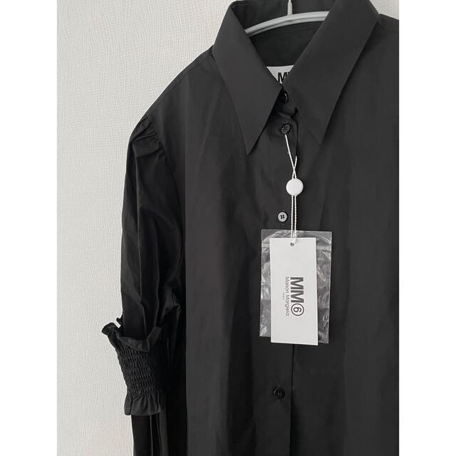 MM6(エムエムシックス)の【新品】MM6MaisonMargiela  ブラック 2way シャツ レディースのトップス(シャツ/ブラウス(長袖/七分))の商品写真