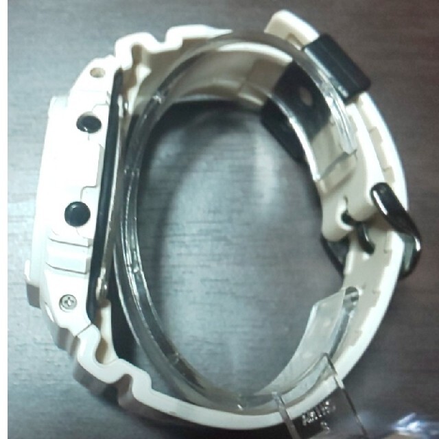 G-SHOCK(ジーショック)のG-SHOCK G-LIDE GWX-5600C タイドグラフ 電波ソーラー 白 メンズの時計(腕時計(デジタル))の商品写真