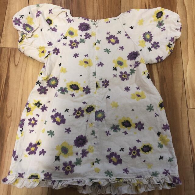 BeBe(ベベ)のBeBe 花柄　半袖ワンピース　90 女の子 キッズ/ベビー/マタニティのキッズ服女の子用(90cm~)(ワンピース)の商品写真