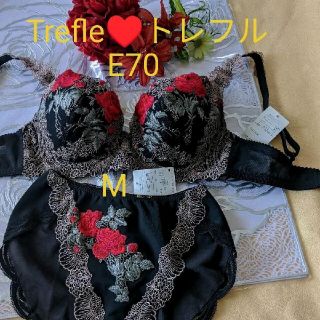 ワコール(Wacoal)のTrefle♥トレフル♥E70＆ノーマルスタンダードショーツ♥M♥ガトーローズ(ブラ&ショーツセット)