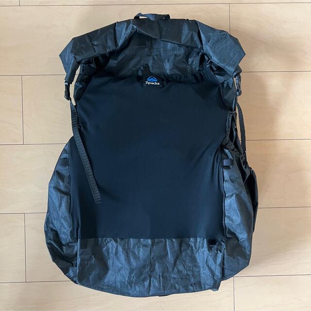 新しいエルメス Zpacks Nero DCF Backpack 38L ブラック 登山用品
