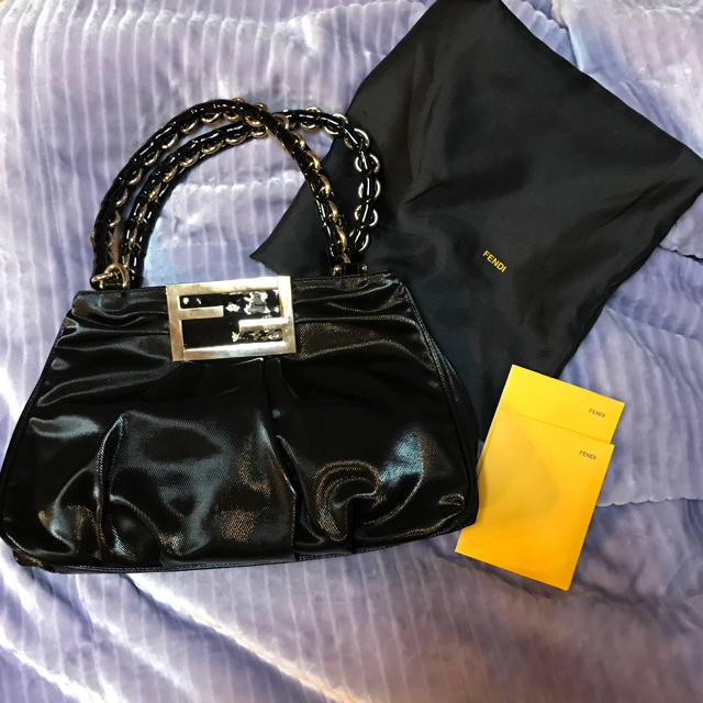 【メーカー公式ショップ】 FENDI - ハンドバッグ 【値下げ】ほぼ新品*フェンディ ハンドバッグ 【メーカー公式ショップ】 FENDI - ハンドバッグ 【値下げ】ほぼ新品*フェンディ ハンドバッグ