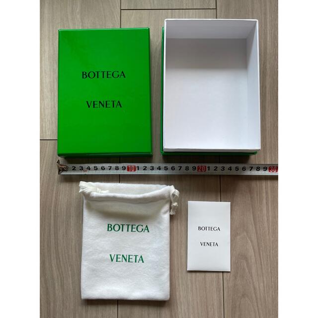 Bottega Veneta(ボッテガヴェネタ)のボッテガ　ヴェネタ　BOTTEGA VENETA 空箱 メンズのファッション小物(名刺入れ/定期入れ)の商品写真